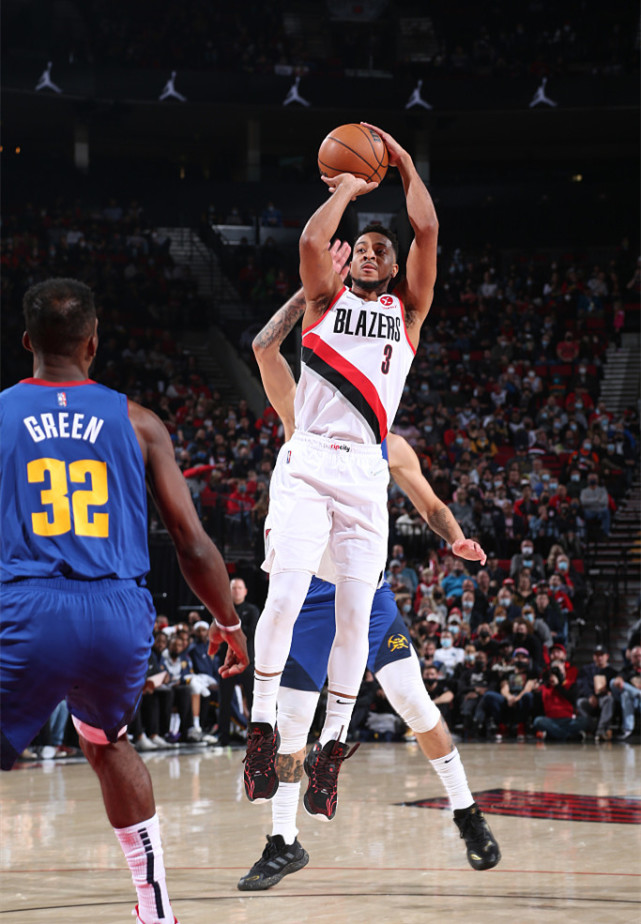 清晨波特兰开拓者绝杀压哨：西甲节点到来；更衣室稳定；纪律约束更严格(西甲梅西绝杀)