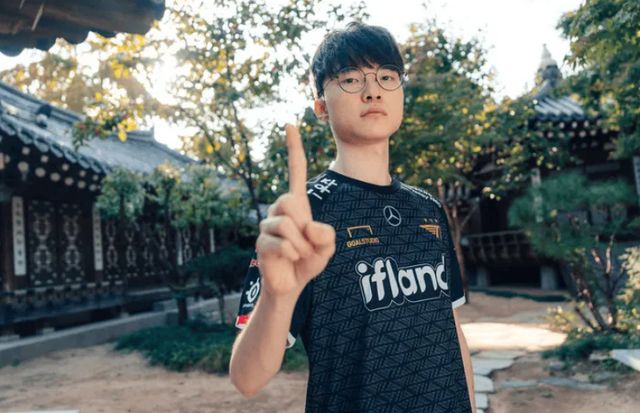 Faker在瑞士队比赛中败北,逆转引发热议!的简单介绍 Faker在瑞士队比赛中败北,逆转引发热议!的简单介绍